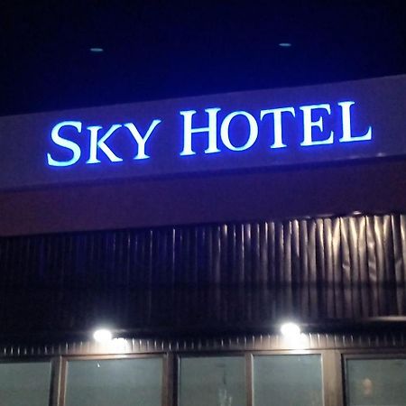 Sky Hotel Μπισκέκ Εξωτερικό φωτογραφία