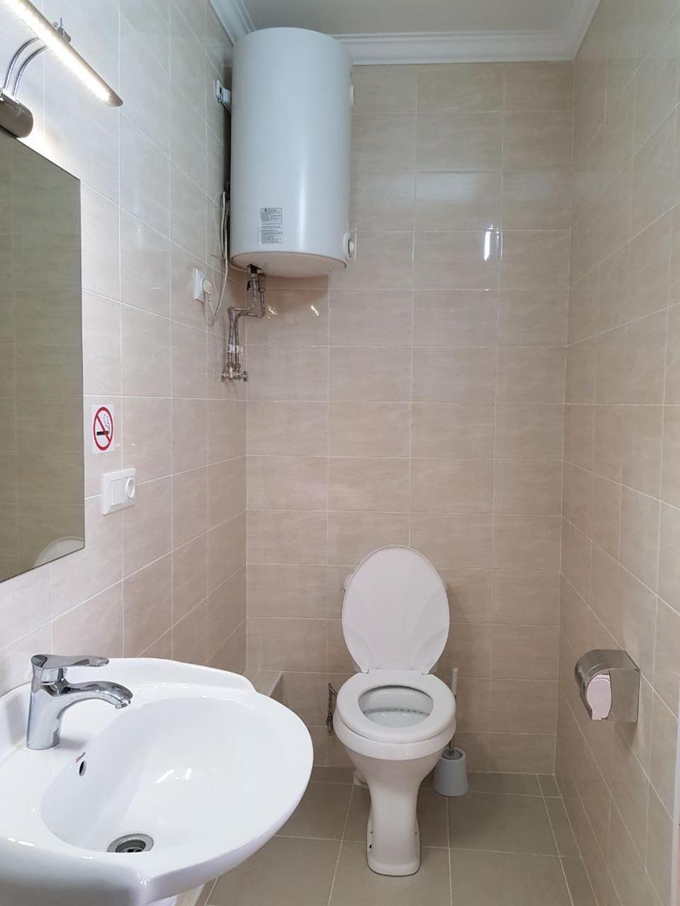 Sky Hotel Μπισκέκ Εξωτερικό φωτογραφία